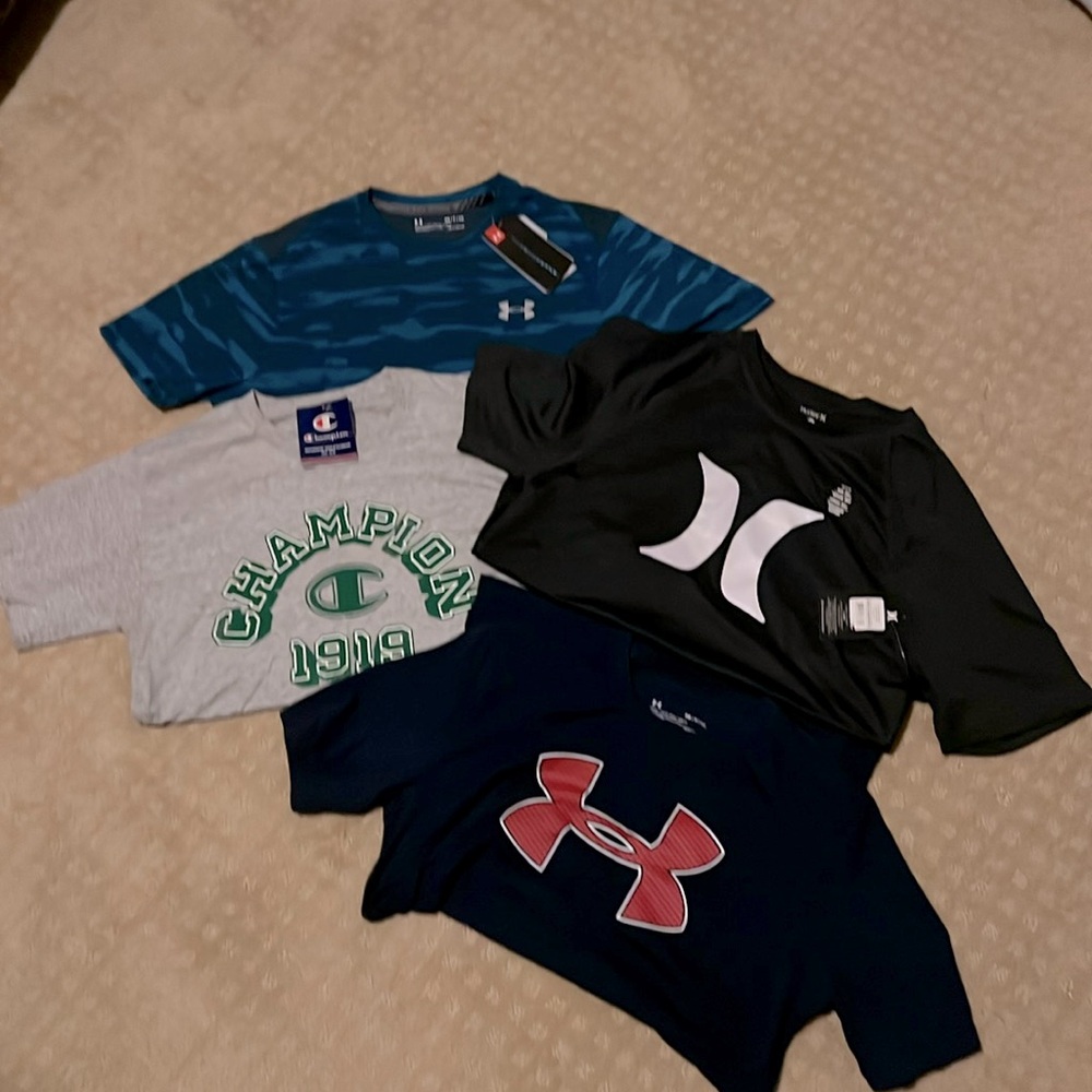 Mens size Small T-shirts. New